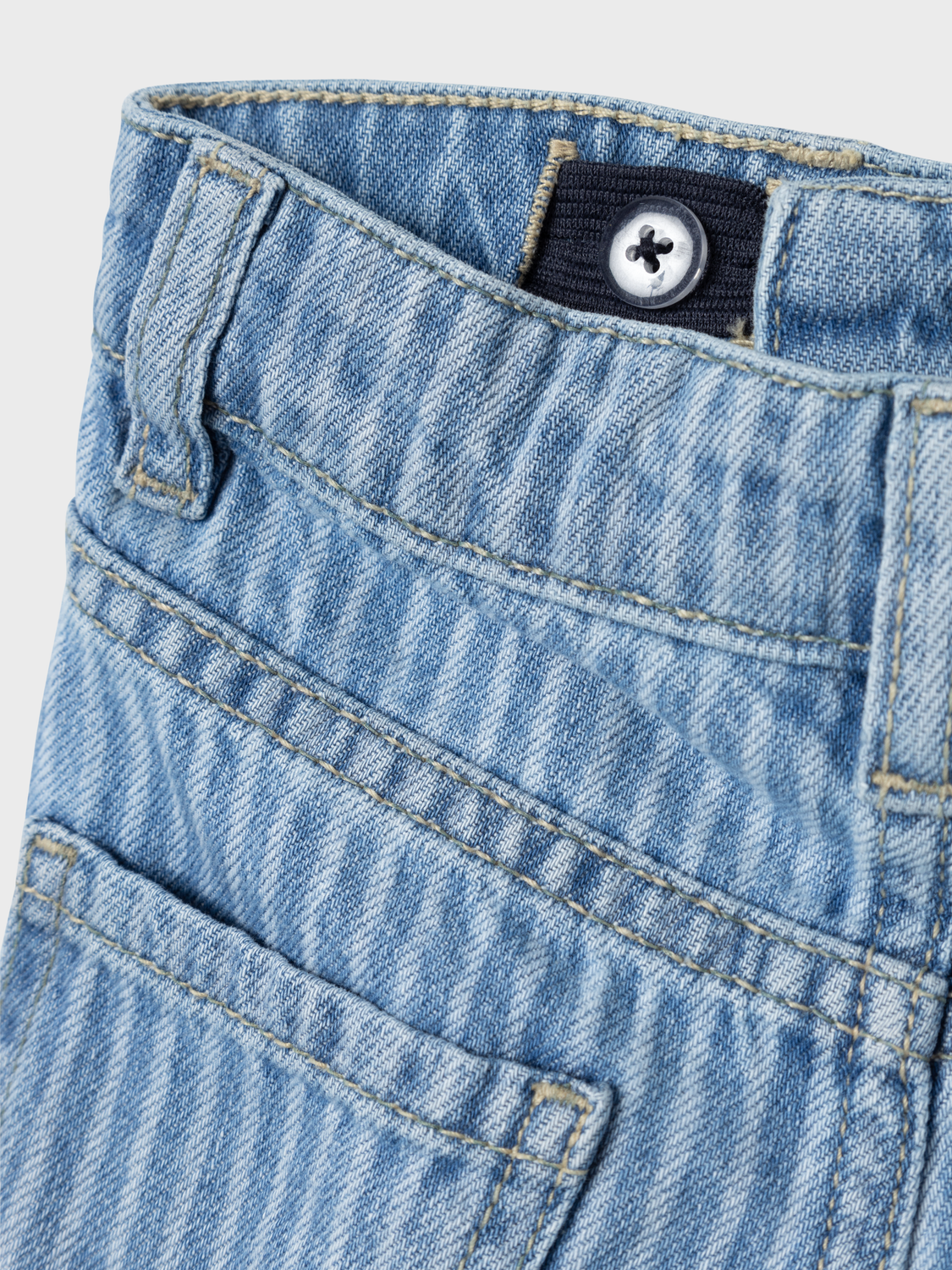 NMFROSE Shorts - Light Blue Denim